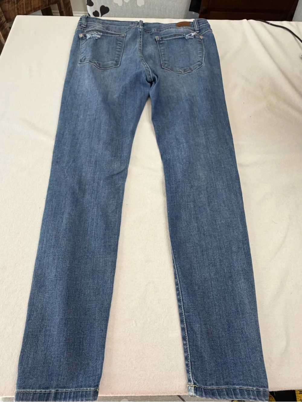 Judy Blue Distressed Skinny Jeans Size 15/32 Mid Wash Stretch Denim